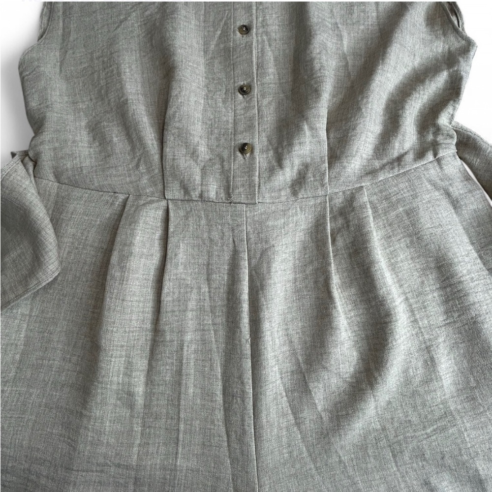 EMMA & MICHELE Taupe Sleeveless Romper M, W/Button Up Pockets Tie Waist - Picture 5 of 8